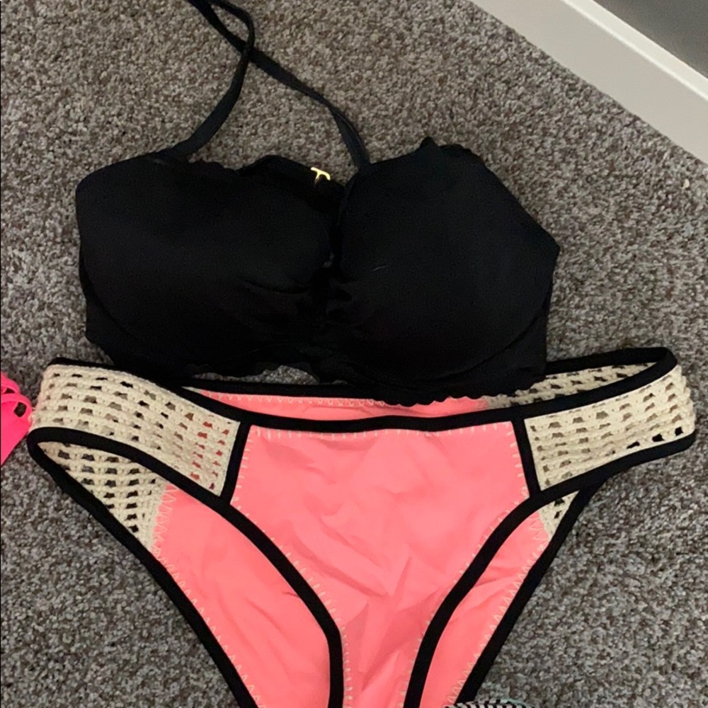 Swim suit